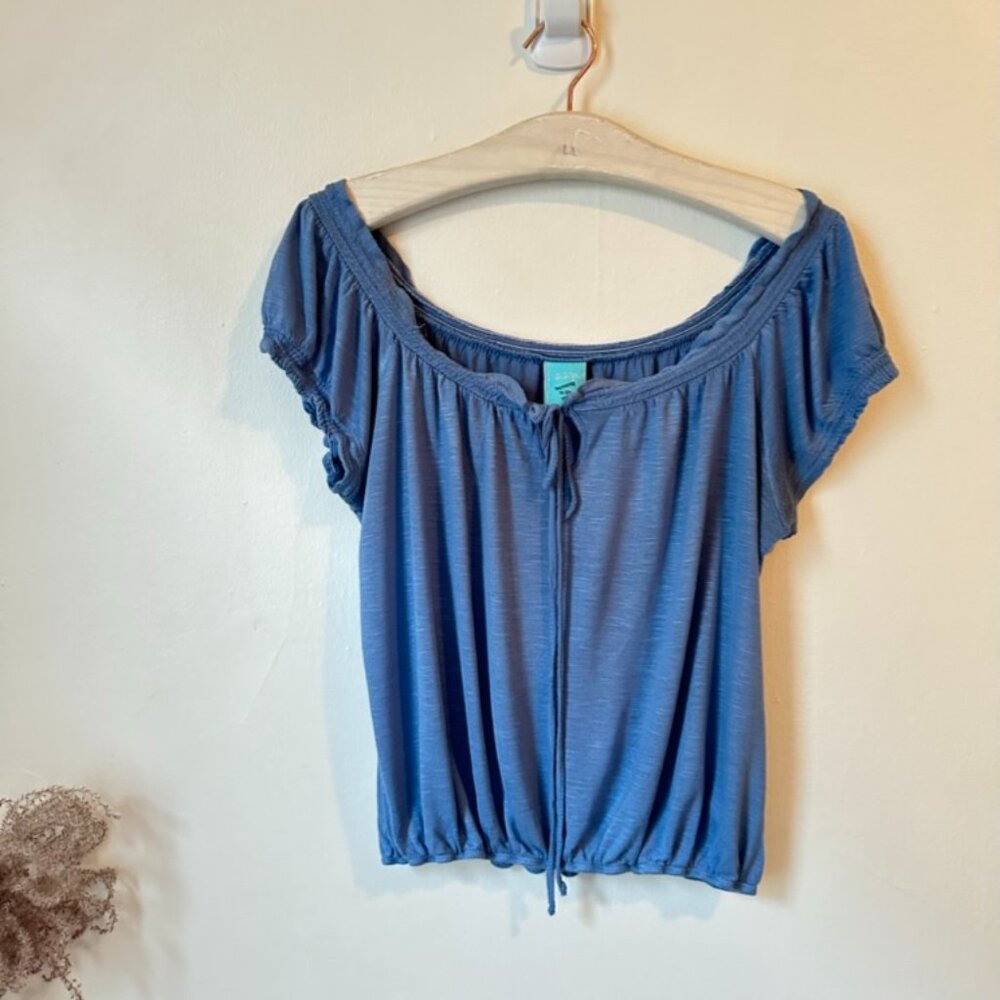 Women's off-the-shoulder cornflower blue top